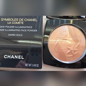 Les Symboles De Chanel La Comete Oversize Illuminating Powder Warm Gold